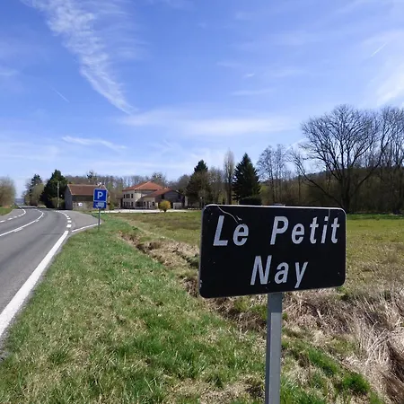 Retraite Champetre Spacieuse Pres De Avec Jacuzzi * Nouart