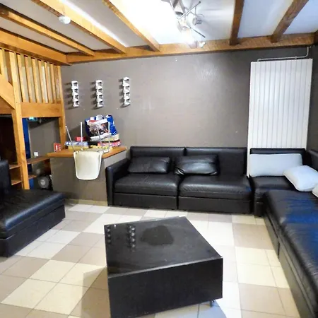 Retraite Champetre Spacieuse Pres De Avec Jacuzzi Holiday home
