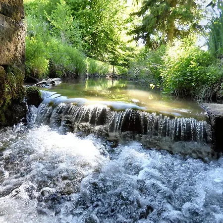 Retraite Champetre Spacieuse Pres De Avec Jacuzzi 別荘 *